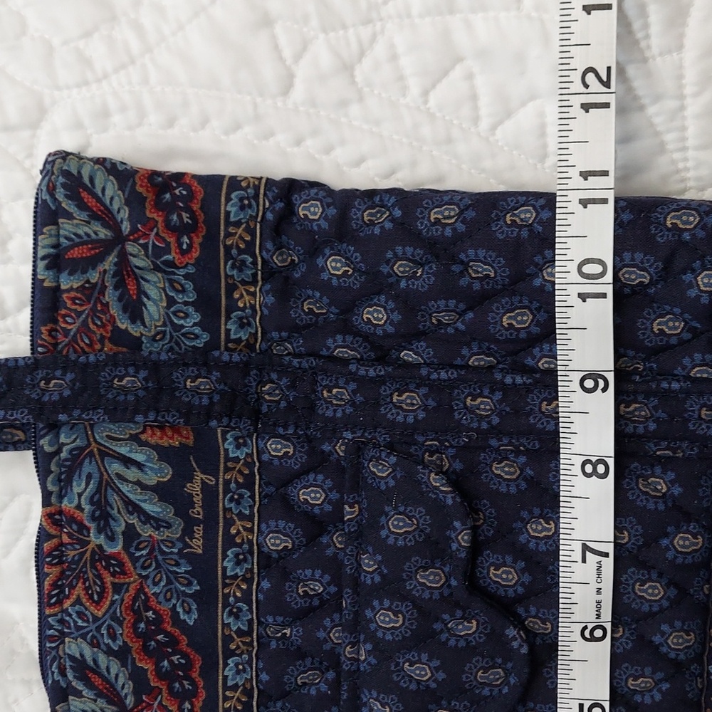 Vintage Vera Bradley Classic Navy Autumn Leaves and Paisley Quilted Shoulder Bag - Picture 8 of 10